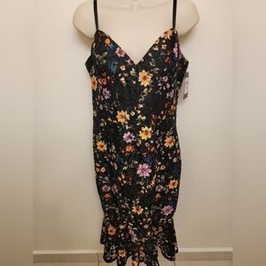 NWT Guess Ladies Trumpet Dress